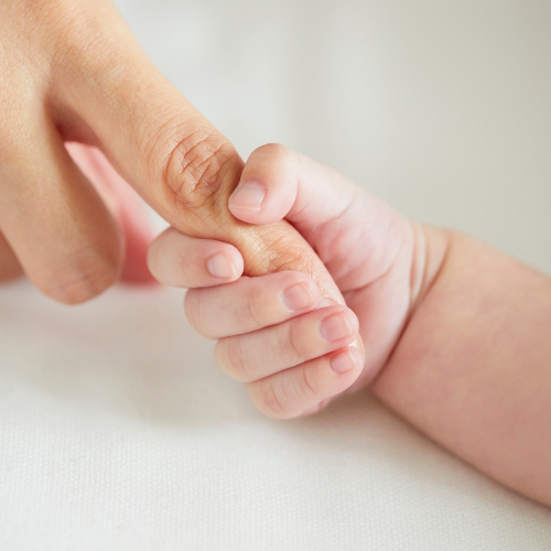 new-born-baby-osteopaticare-ottawa- (1)