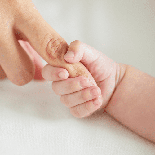 new-born-baby-osteopaticare-ottawa- (1)
